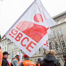 ÐÑÑпнейÑий пÑоÑÑоÑз ÐеÑмании ÑÑебÑÐµÑ Ð½ÐµÐ¼ÐµÐ´Ð»ÐµÐ½Ð½Ð¾ оÑвободиÑÑ Ð±ÐµÐ»Ð¾ÑÑÑÑкиÑ
пÑоÑÑоÑзнÑÑ
акÑивиÑÑов